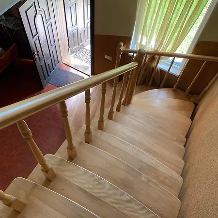 מלון Вілла Корона *